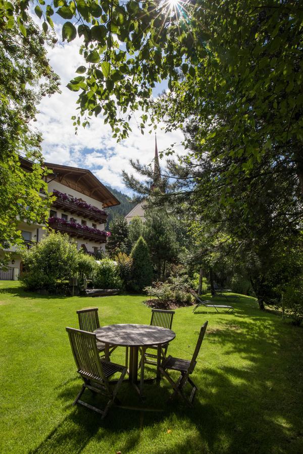 Gasthof Gasserhof Eggen Exterior photo