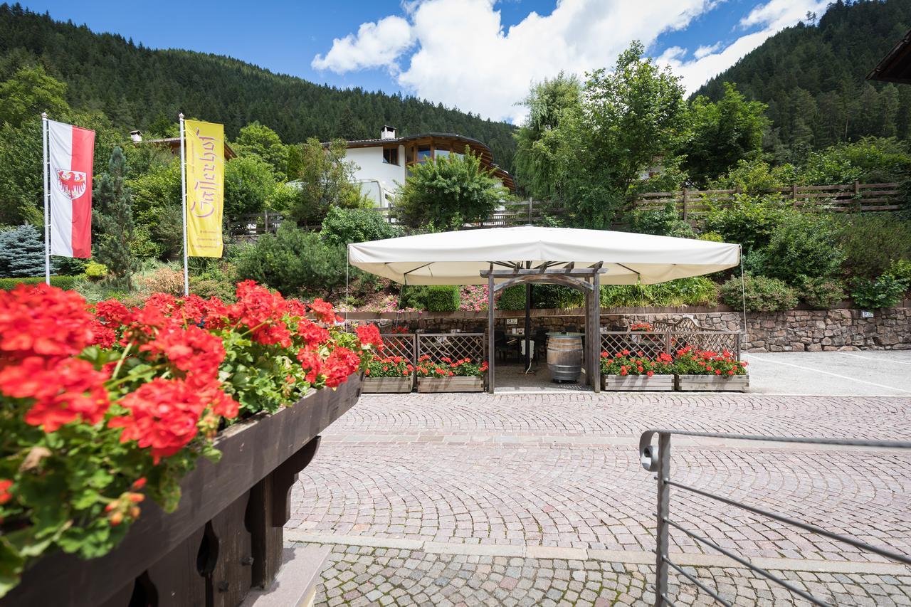 Gasthof Gasserhof Eggen Exterior photo